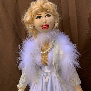 Marilyn Monroe "Diamonds are Girl's Best Friends"